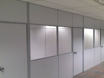 Quando vale a pena investir em Divisórias de Eucatex no seu projeto